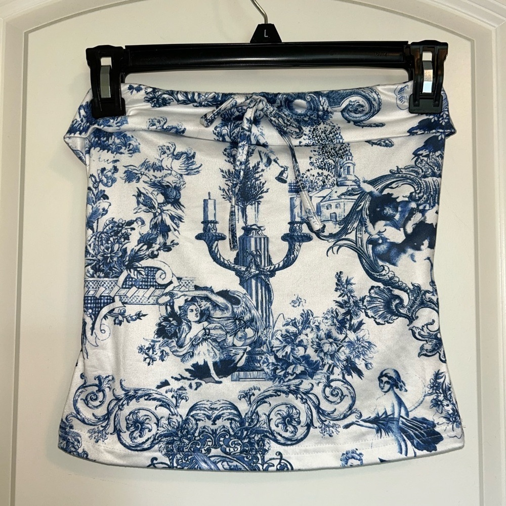 Blue and White renaissance art style Printed Tube Top